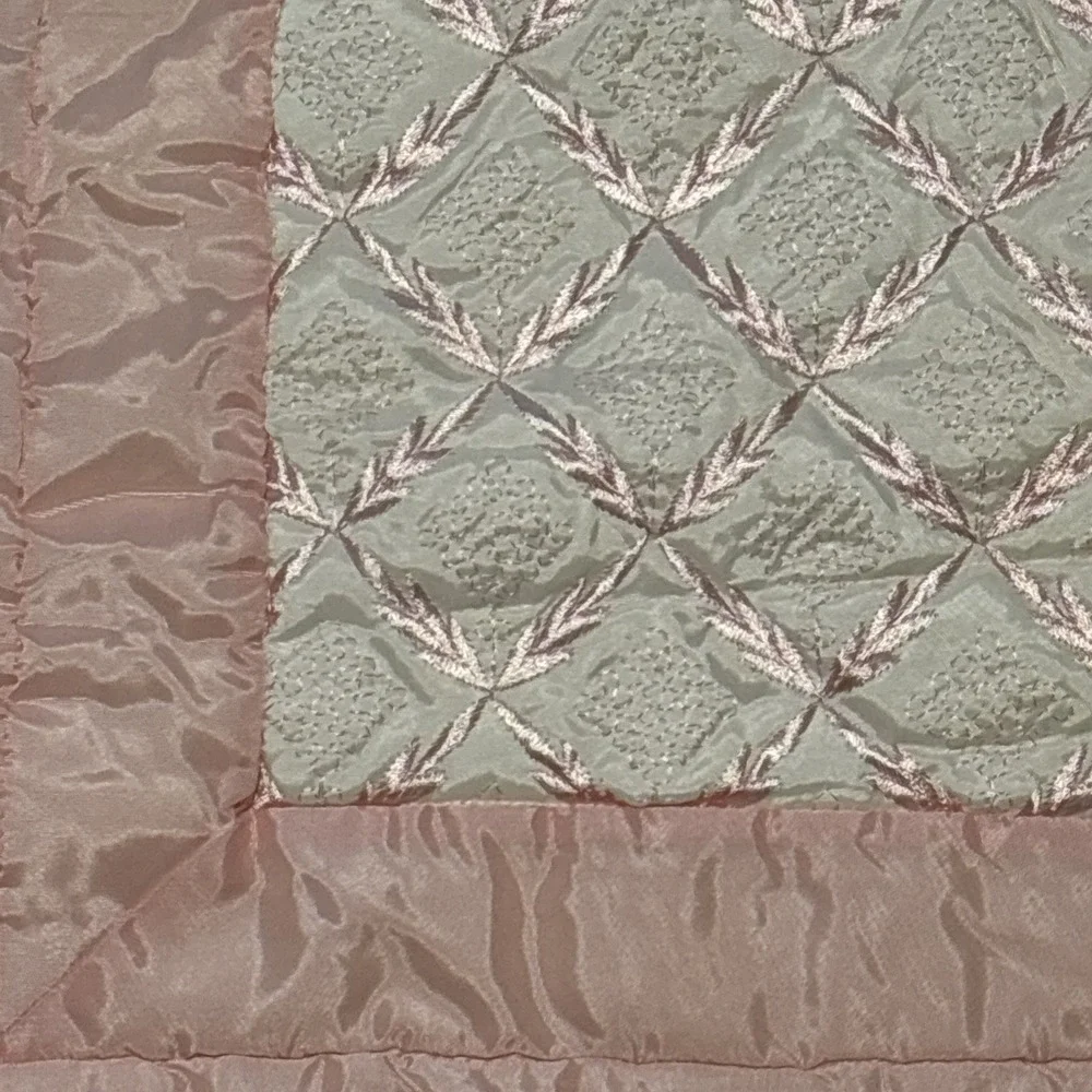 Baby Blanket Satin Trim Embroidered Quilted‎ And Embroidered Beautiful